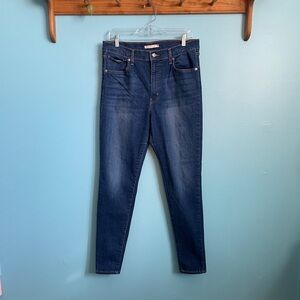 Levi's Women's Skinny Jeans in Deep Indigo